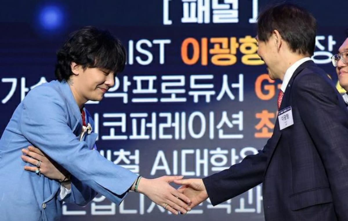 Di Luar Nurul! G-Dragon Jadi Dosen Tamu Departemen Teknik Mesin KAIST Bikin Penggemar Geger