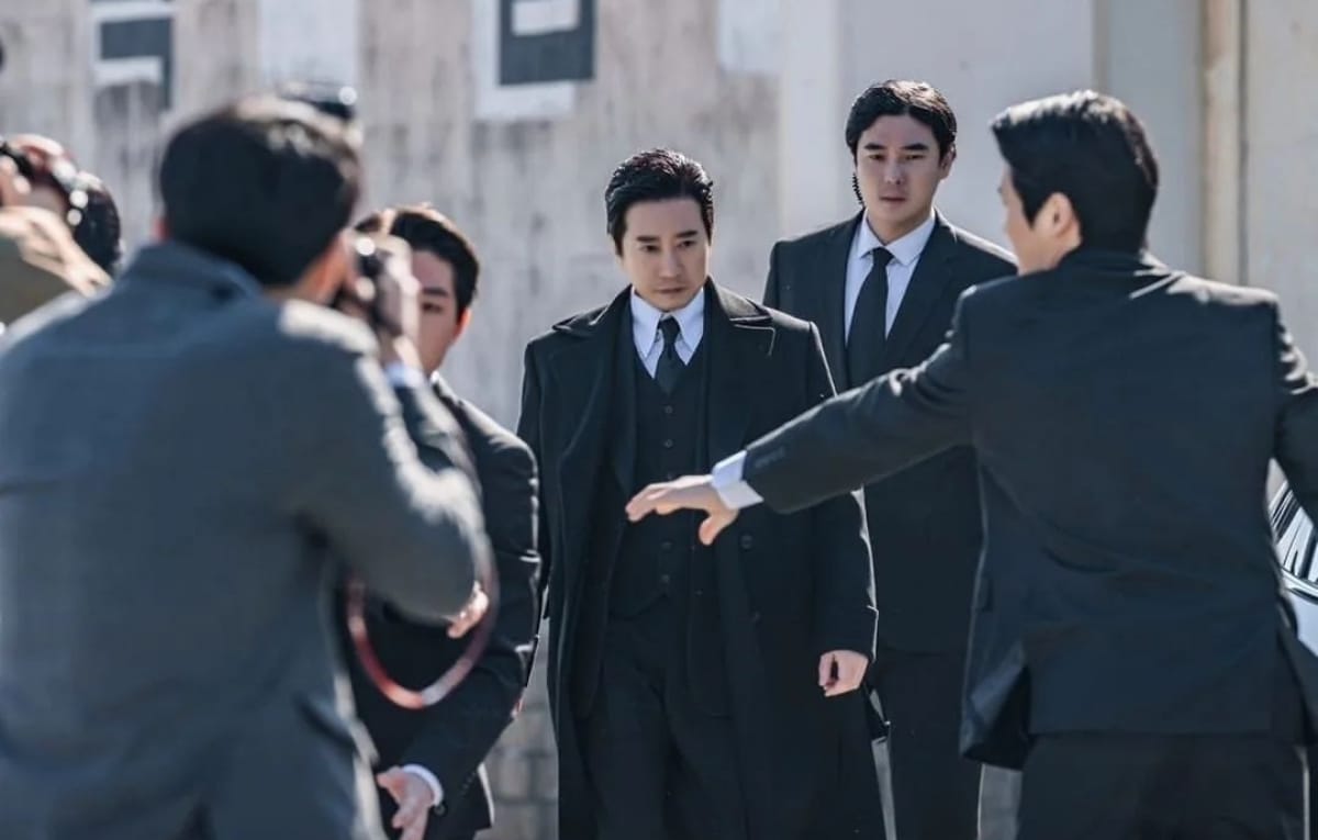 Tayang Besok! Kim Myung Min Dapat Kabar Kematian Anaknya Dalam Drama Your Honor