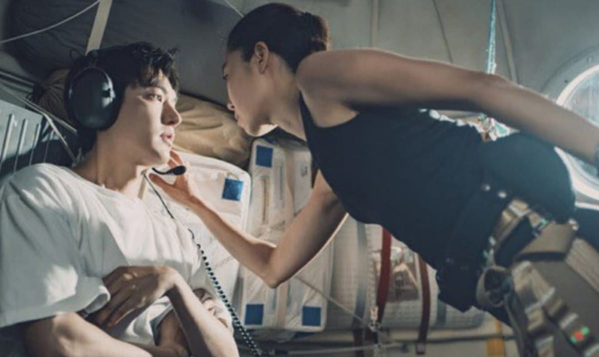 Tayang Januari 2025, Ini Sinopsis dan Jajaran Pemain Drama When The Stars Gossip