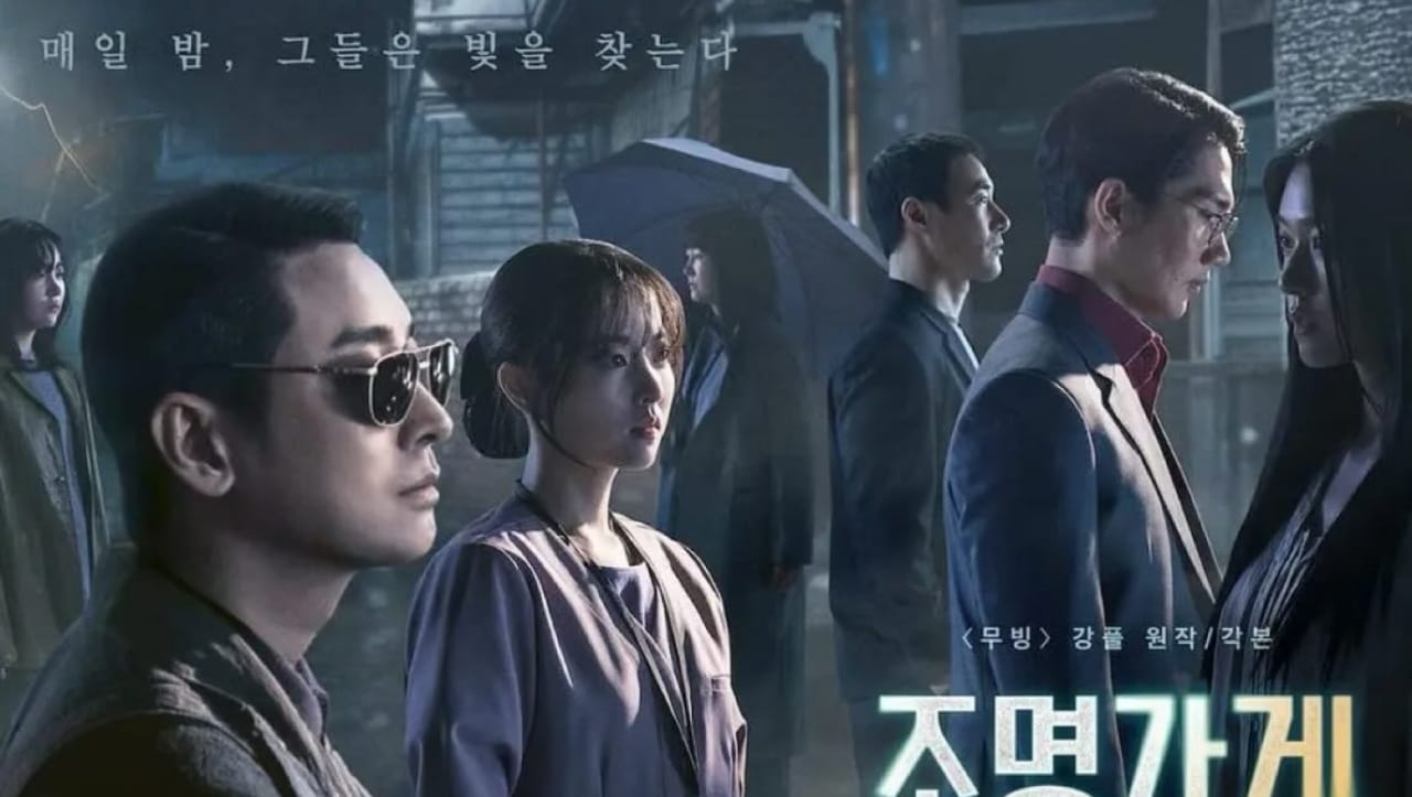 Suguhkan Alur Cerita Menegangkan, 8 Pertanyaan Ini Muncul di Episode Awal Drama Light Shop